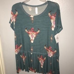 Short sleeve peplum top